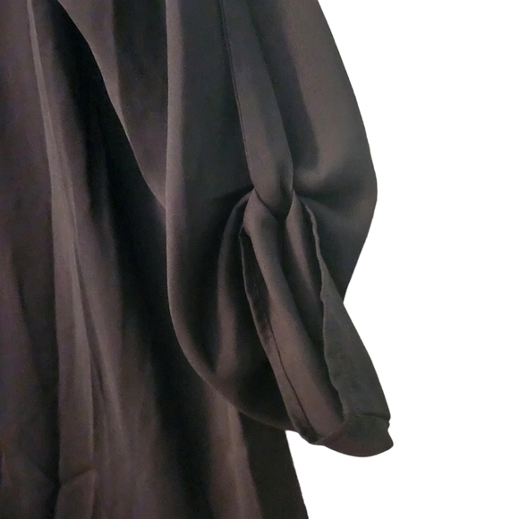 Emery Rose black long-sleeve v-neck  zip-up front blouse top - Picture 5 of 12